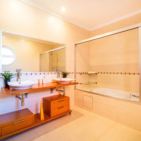 Villa Vilamoura Golf Village *